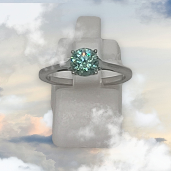 NWT Lustro Stella Swarovski's Finest Fancy Light Green Diamond Ring - Picture 3 of 15